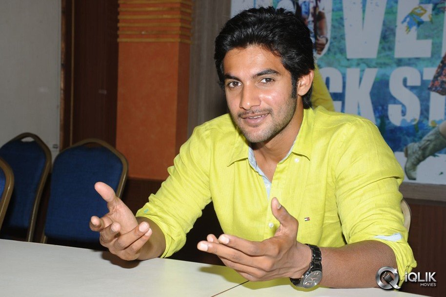 Aadi-Pyaar-Mein-Padipoyane-Press-Meet-Photos